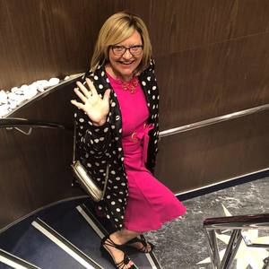 Meet your Posher, Julie